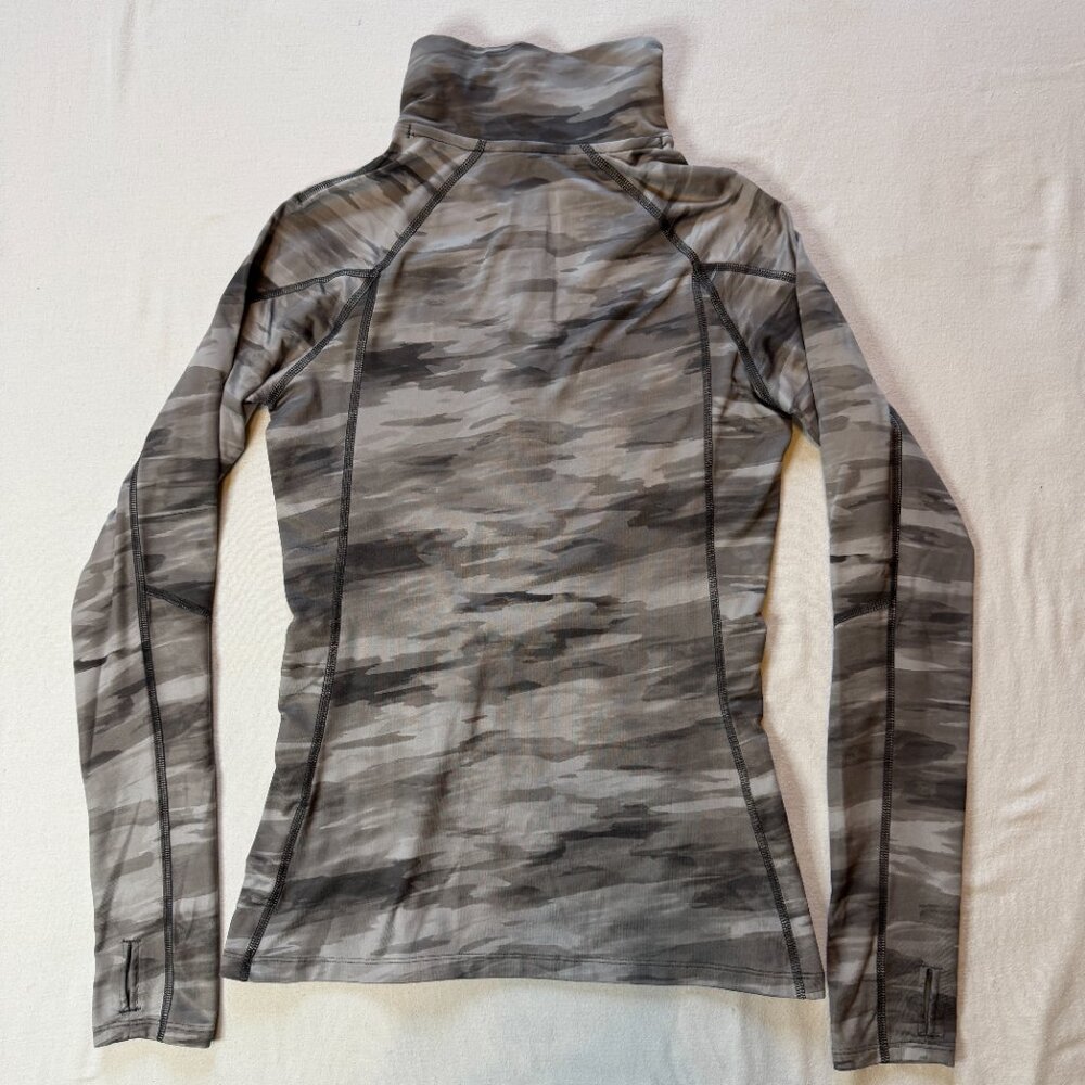 Under Armour ColdGear Jacket Grey Camo Women's Small - Picture 4 of 9
